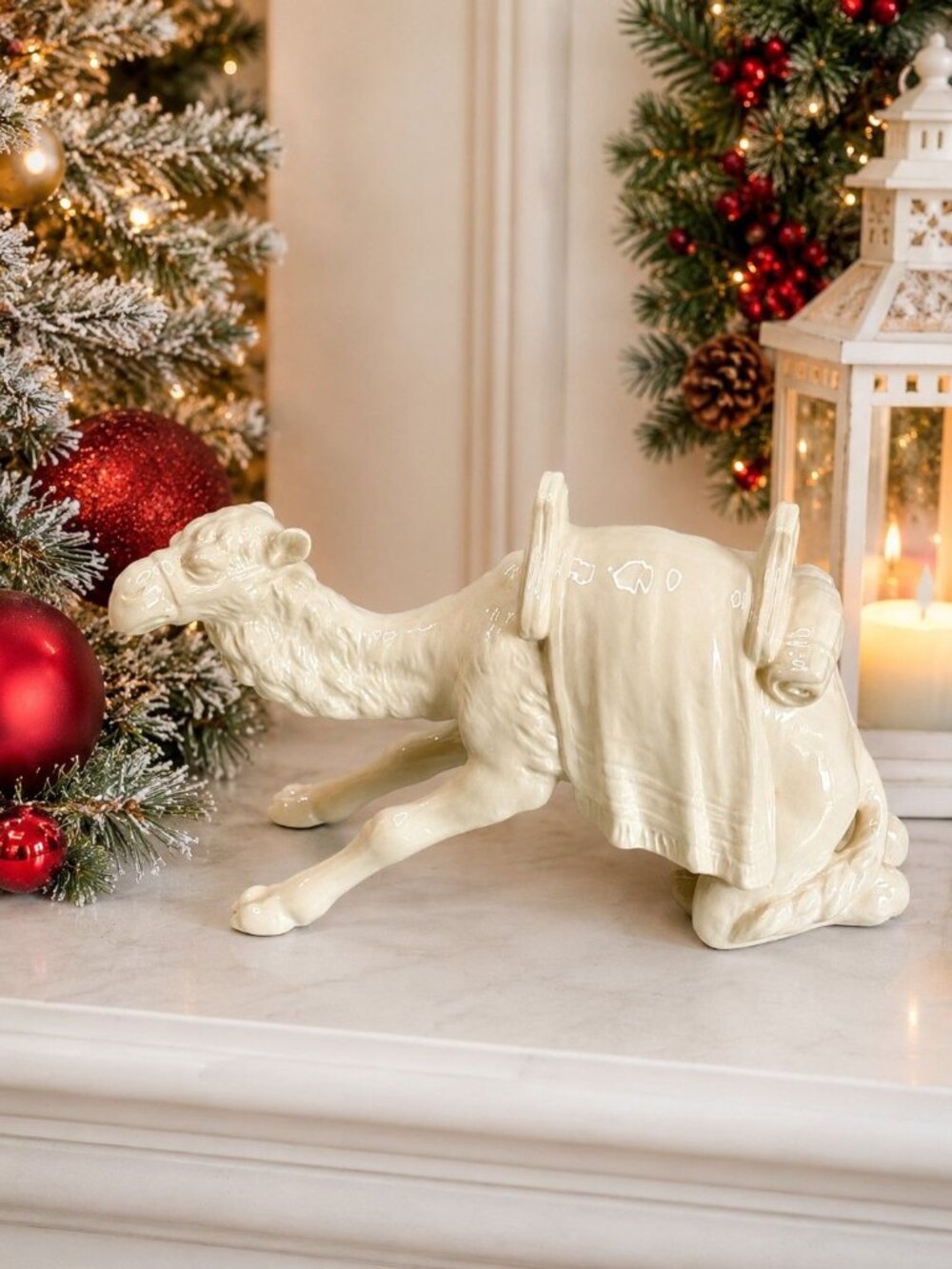 Vintage White Goebel Hummel Kneeling Nativity Camel TMK2 Full Bee Germany 9"